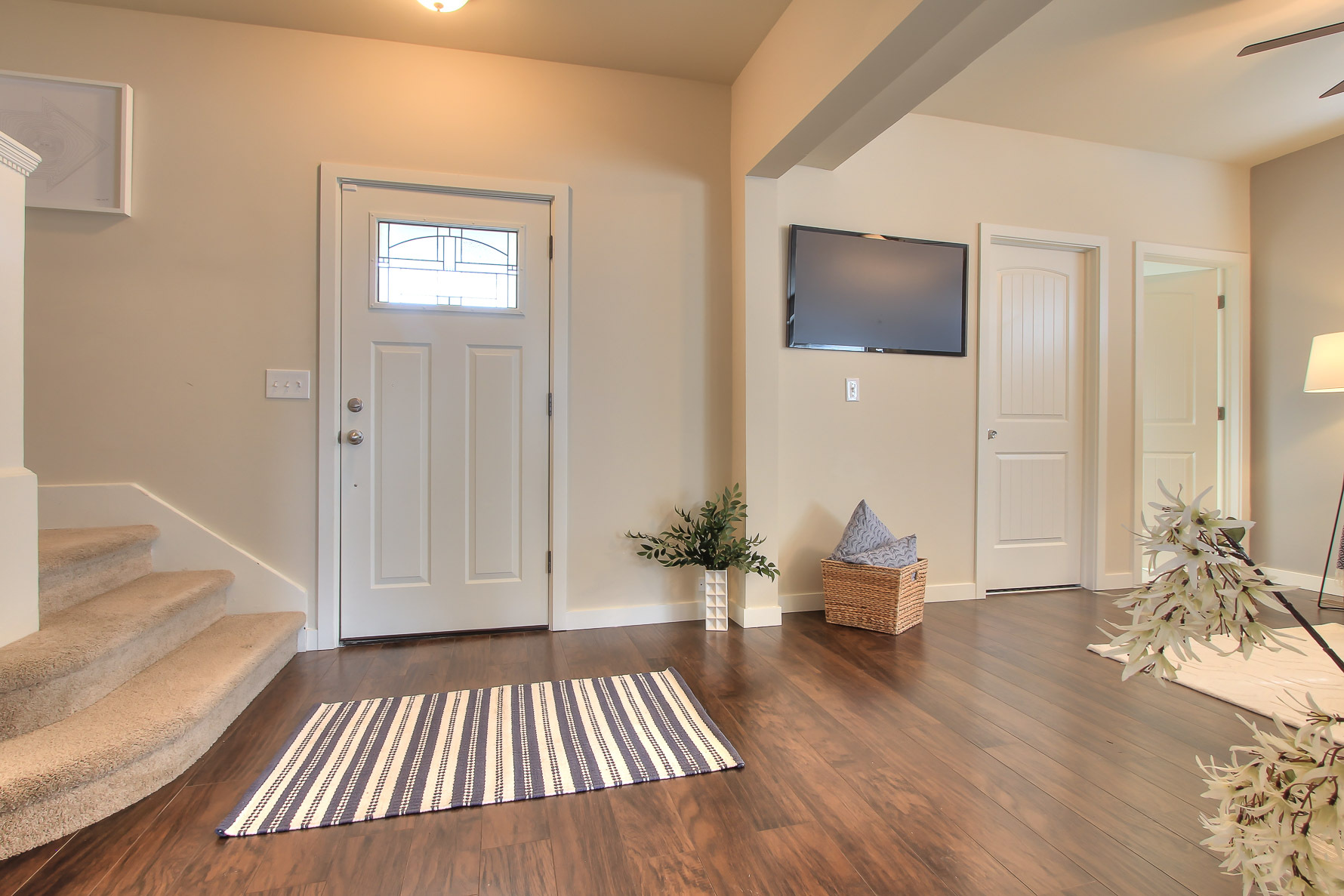 Property Photo: Entry/living room 7935 50th Ave S  WA 98118 