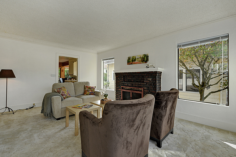 Property Photo: Living room 5554 30th Ave NE  WA 98105 