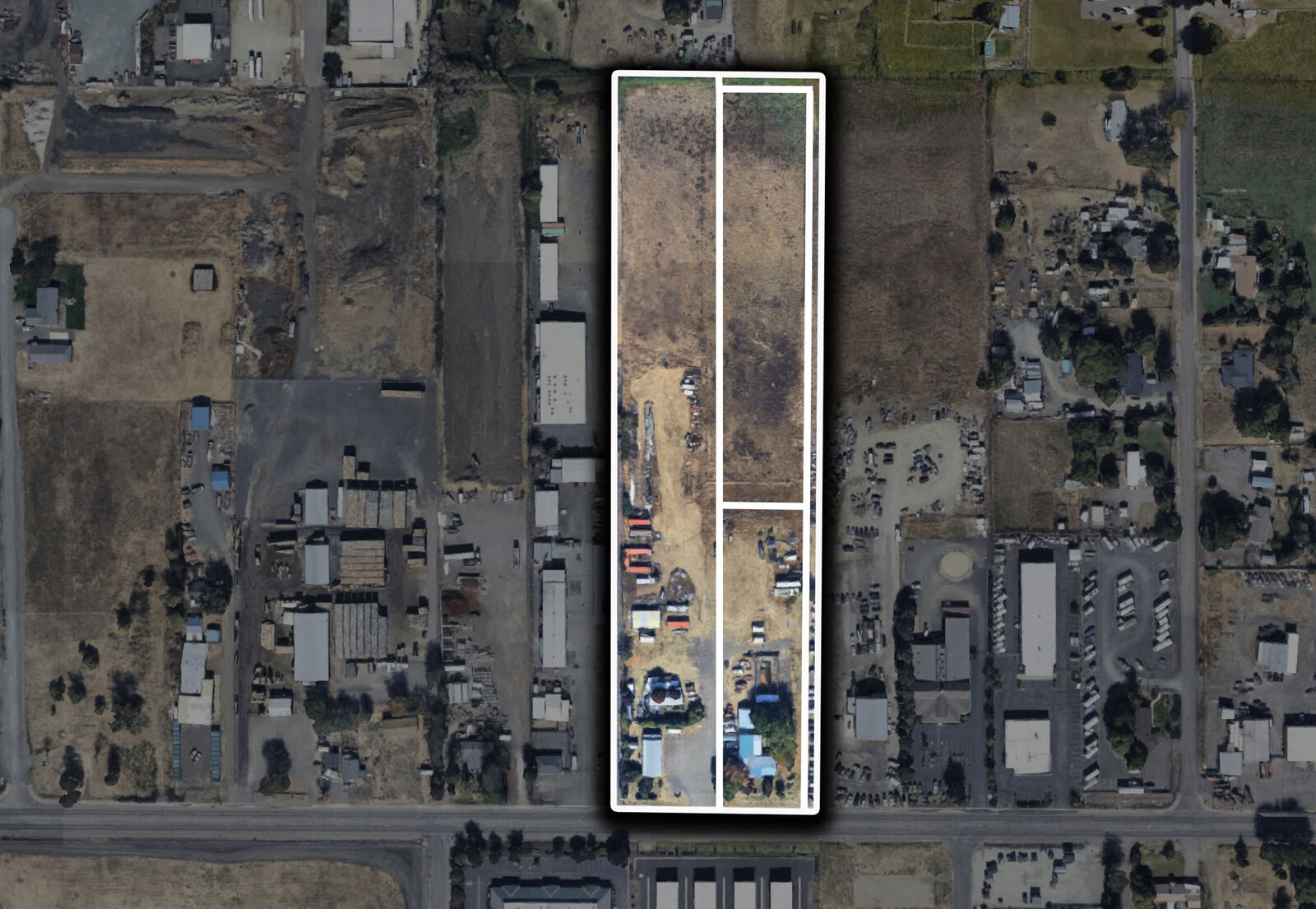 Property Photo: 579 E Vilas Road OR 97502