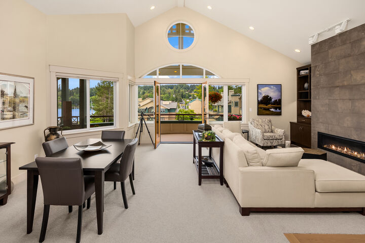 Property Photo: 450 Wood Ave SW Unit 3B 450 Wood Avenue SW 3B WA 98110